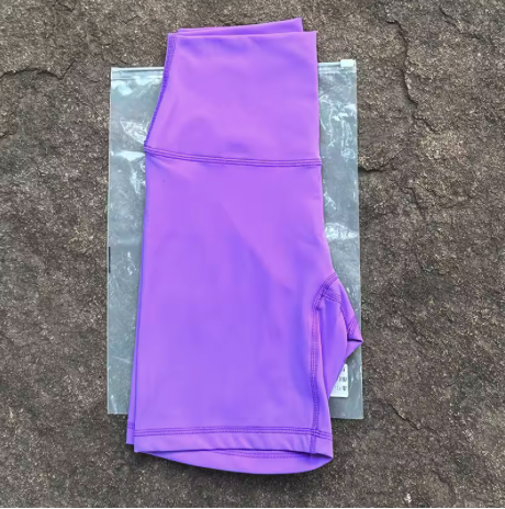 WOMENS YOGA SHORTS