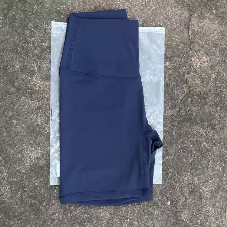 WOMENS YOGA SHORTS